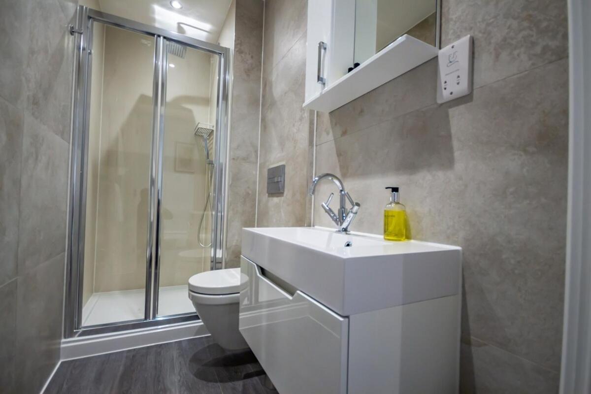 Luxury 1 Bedroom Ground Floor Apartment 플리머스 외부 사진